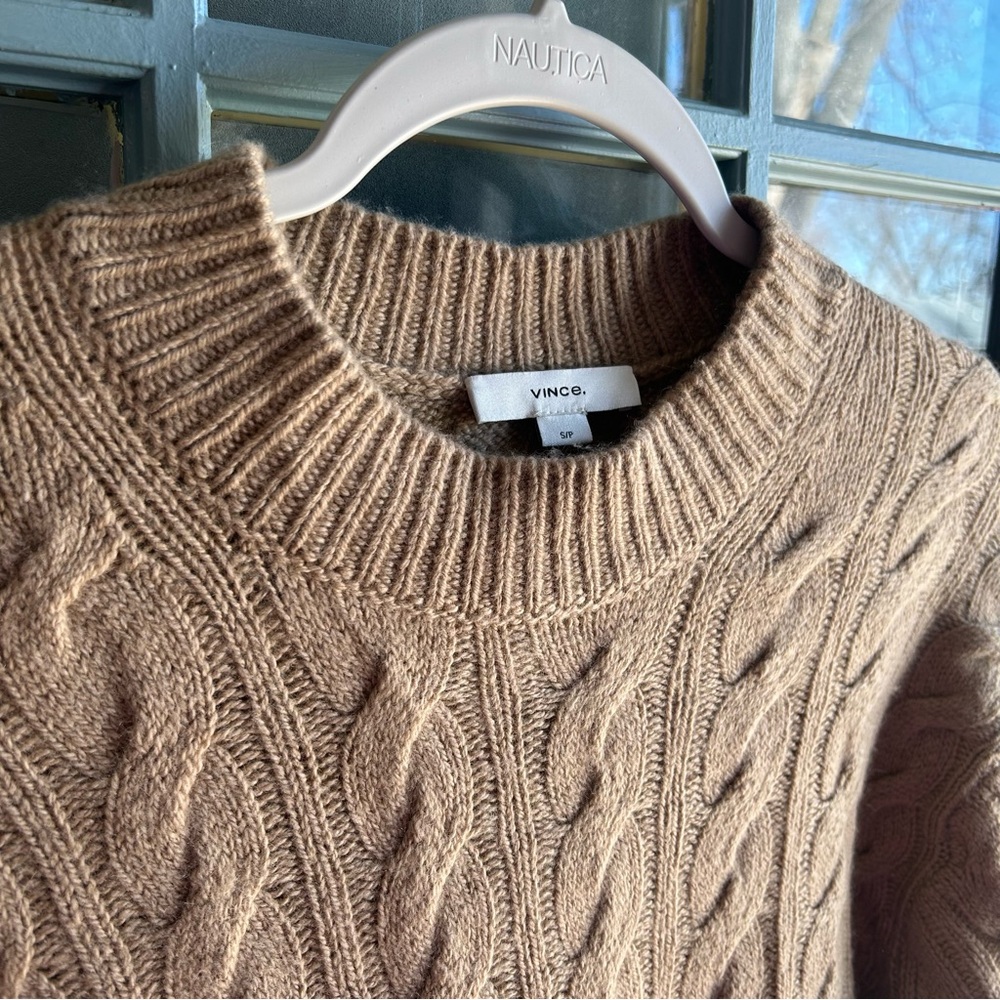 VINCE Women's Wool Cashmere Blend Twisted Cable Knit Crewneck Sweater Tan Beige - Picture 6 of 9